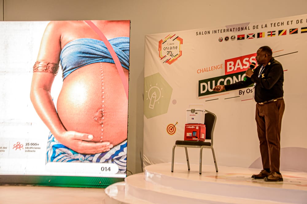 Pitch d'E-Blood Bank Makila avec la glacière de transport de sang, salon Osiane 2026